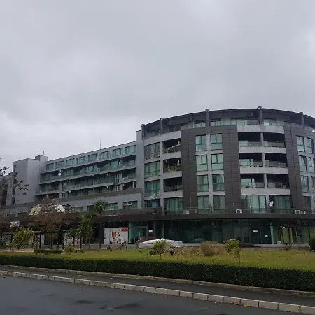 Plaza 17 Apartman Napospart