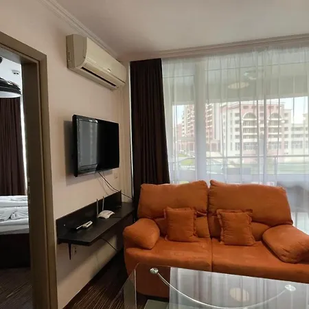 Plaza 17 Apartman